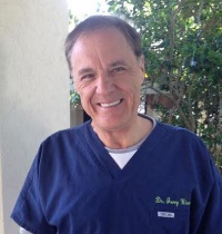 Dr. Jerry W Wiseman, DDS